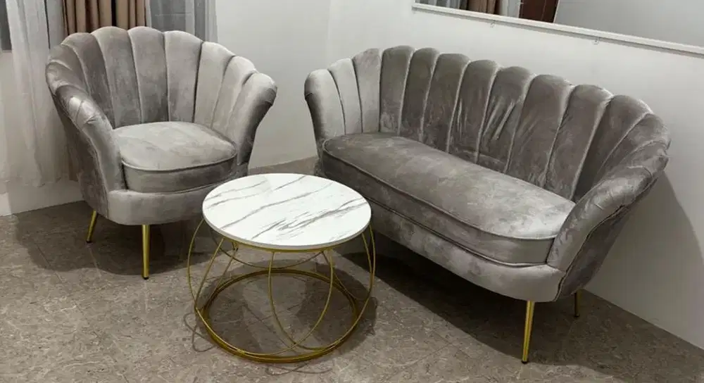 Di Jual per set atau borongan sofa model terbaru like new