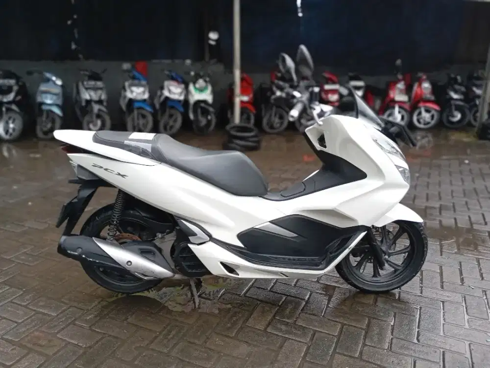Honda PCX 150 Tahun 2018 Surat Komplit