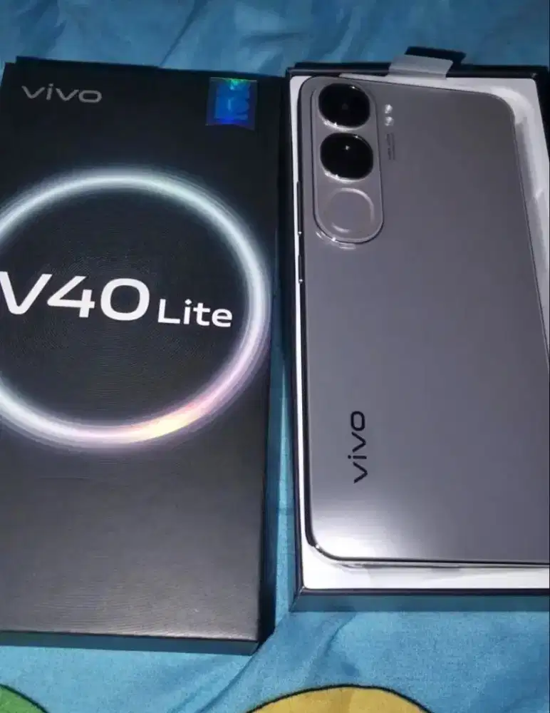 Vivo v40 lite 8/256