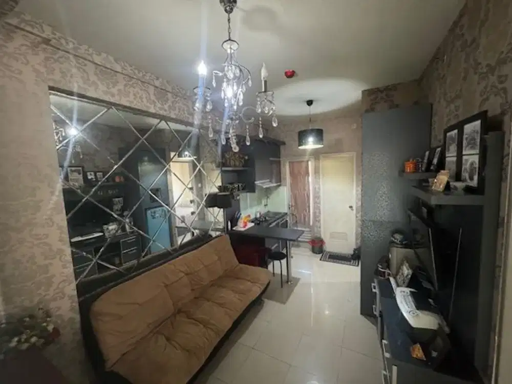 SEWA Apartemen Grand Emerald tipe 2 Kamar furnished Bersih di HOEK