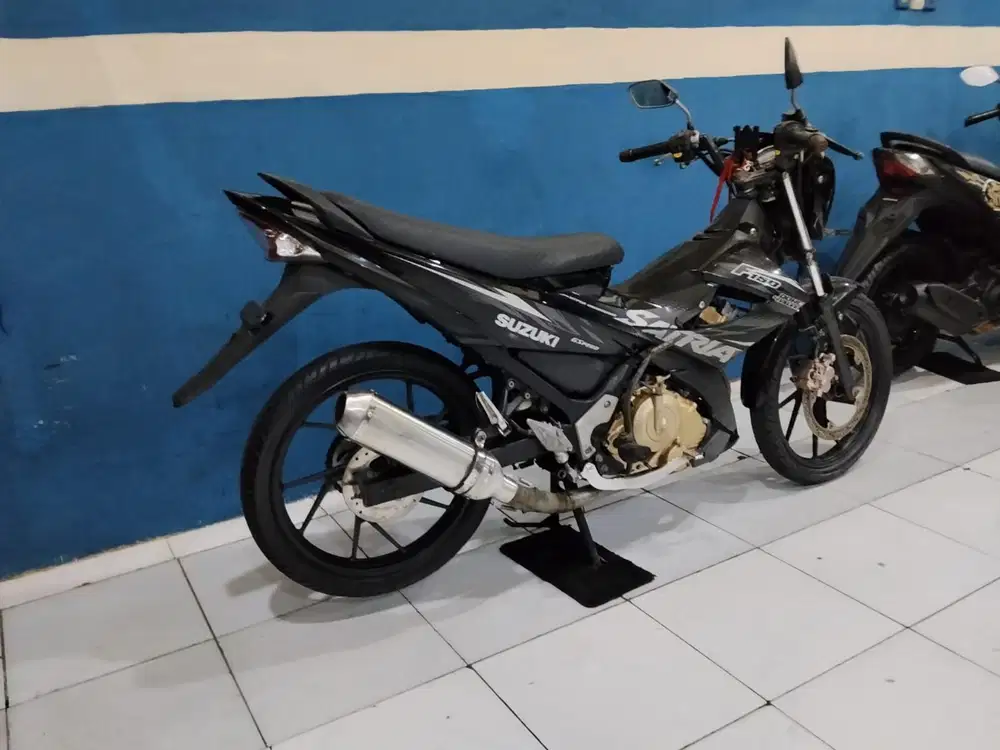 JUAL CEPAT SUZUKI SATRIA FU FESLIFT