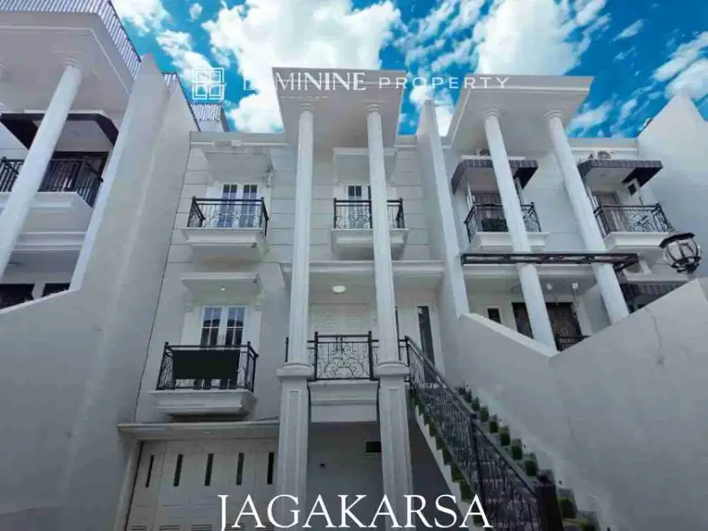 Rumah mewah baru modern klasif di Jagakarsa siap huni dekat Tol Brigif, bisa KPR