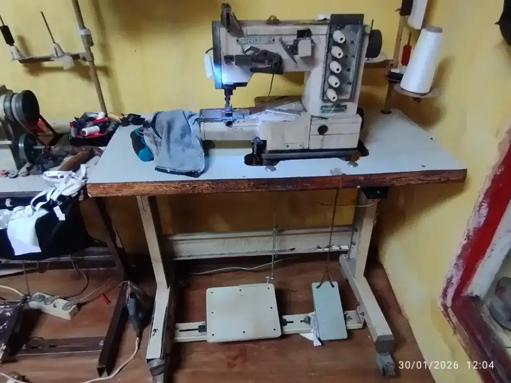 JUAL MESIN JAHIT 1 SET