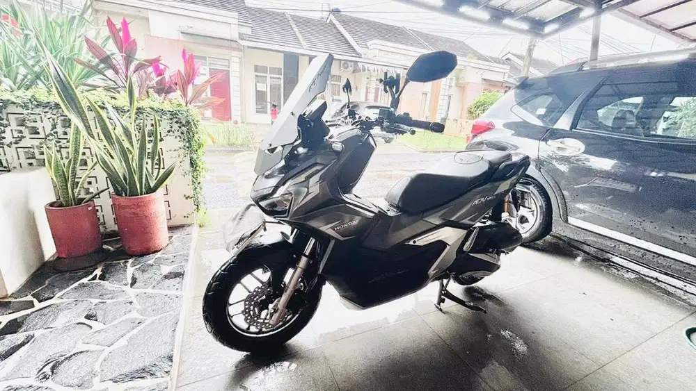 ISTIMEWA HONDA ADV 160 CBS TH 2024
