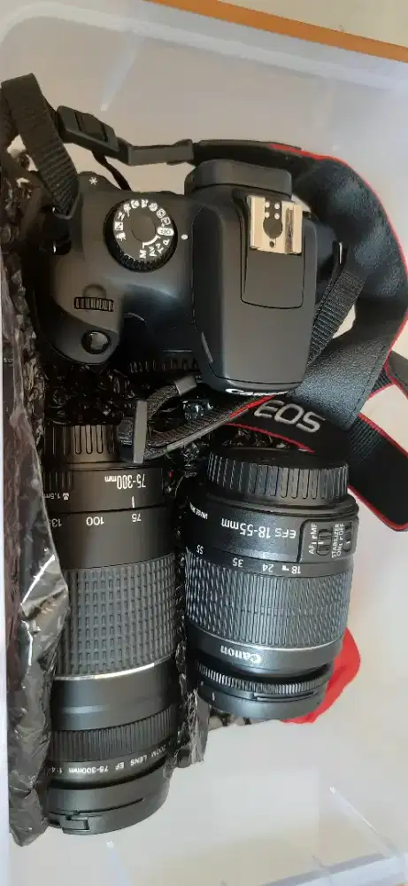 KAMERA CANON REBEL T100