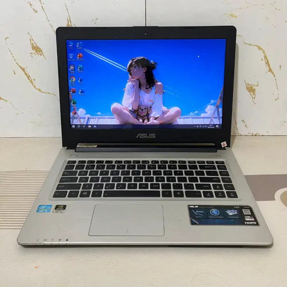 Laptop Asus K46CM.