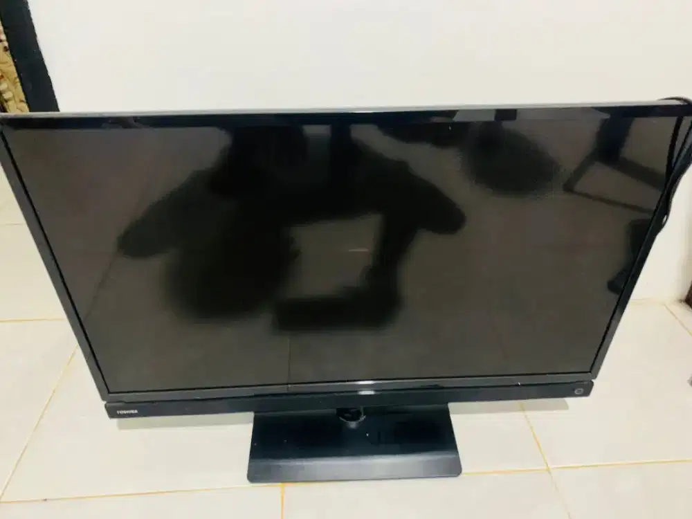 Di jual tv toshiba lcd 32
