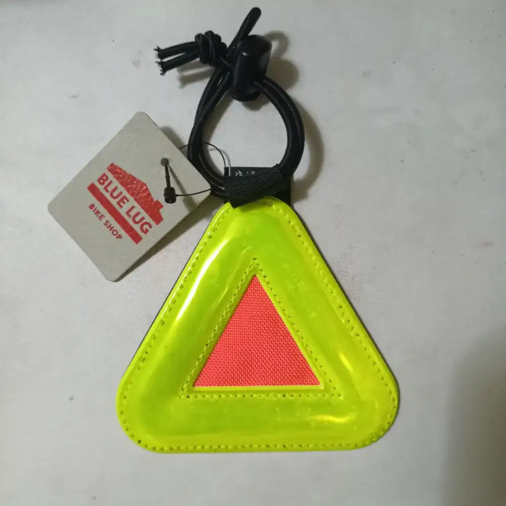 (NEW) Blue Lug Triangle Reflector⁣ Sepeda ORIGINAL 100% - BESAR