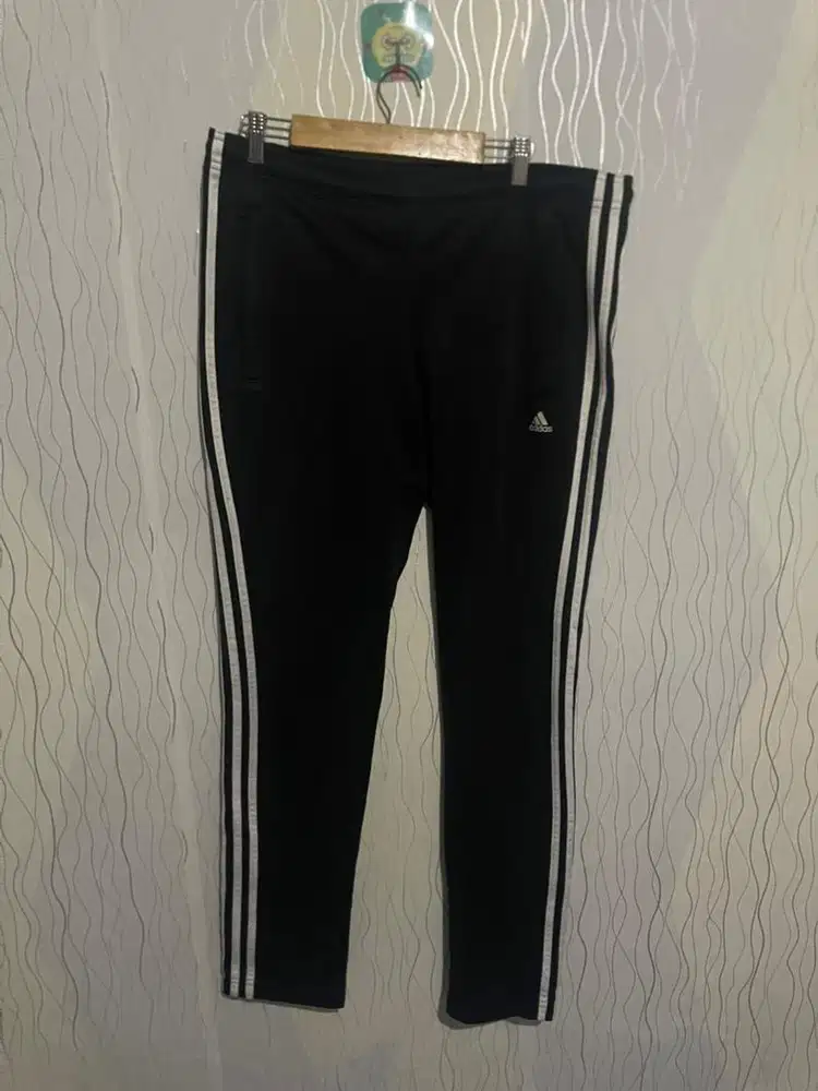 Adidas 3 stripes black sport pants