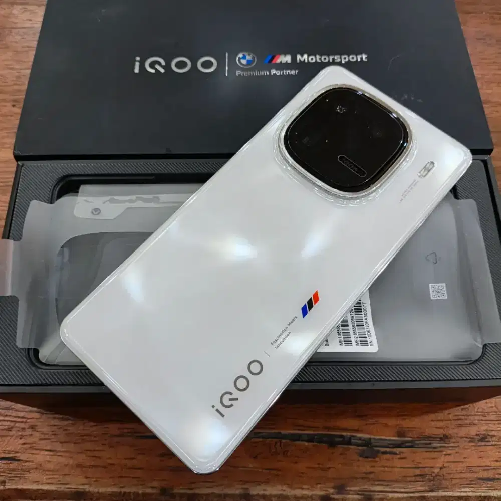 IQOO 12 5G ram 16/512 second