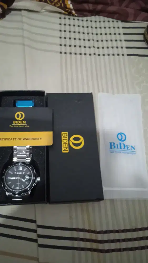 Jam tangan Biden