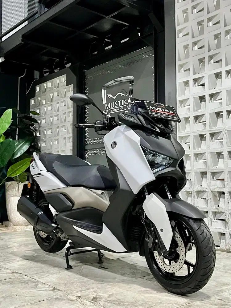 YAMAHA NEW XMAX 250 2023 - Chintia Mustika