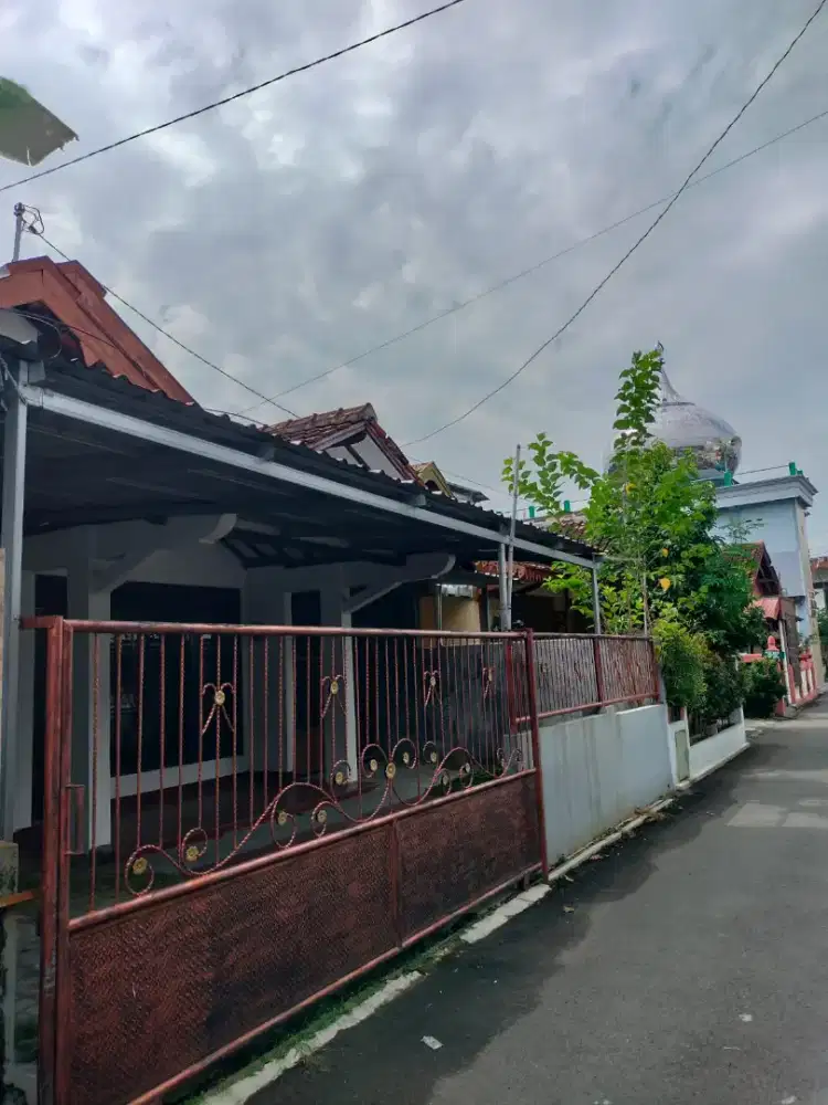 Disewakan rumah strategis di kota Jogja