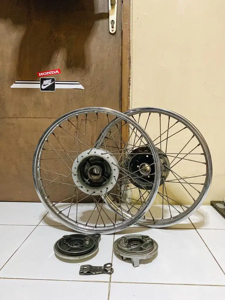 VELG ASTREA LEGENDA BEKAS