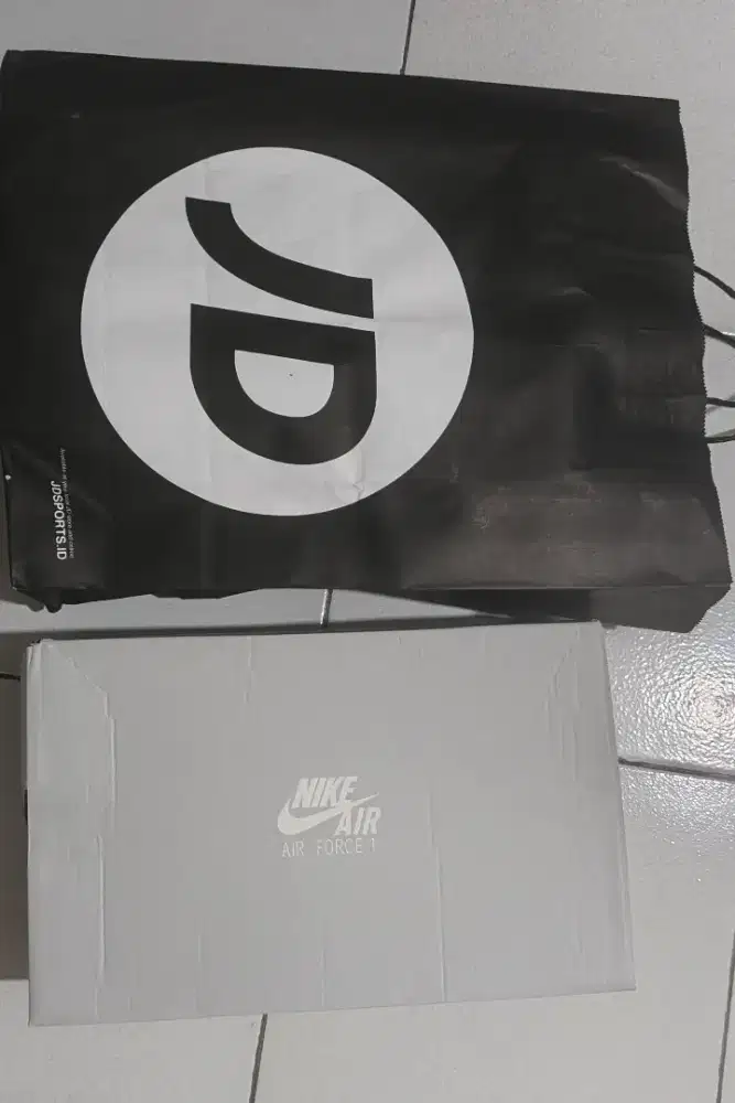 Dijual sepatu nike air force 1 ori