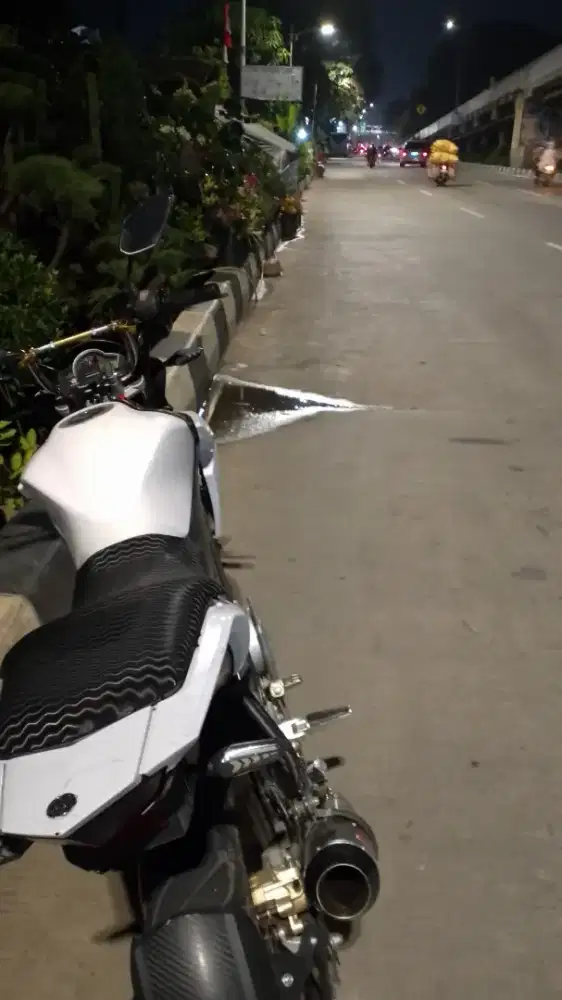 Kenalpot original Vixion Yamaha nvl 2013