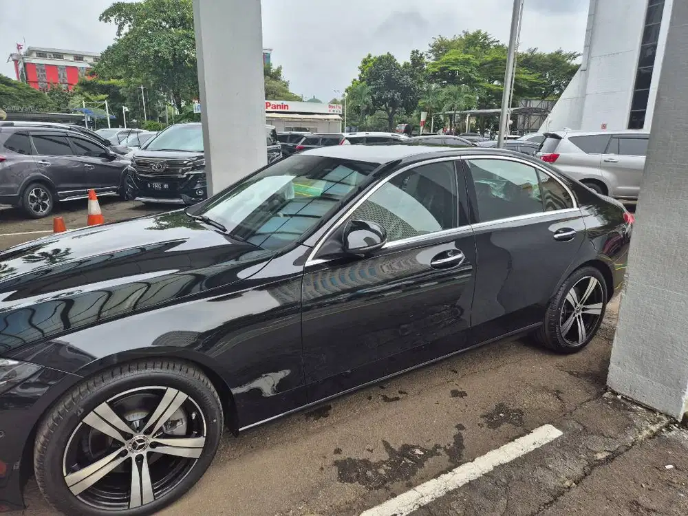 Mercedes-benz C200 Avantgarde Line (2024) Brand NEW OFF THE ROAD