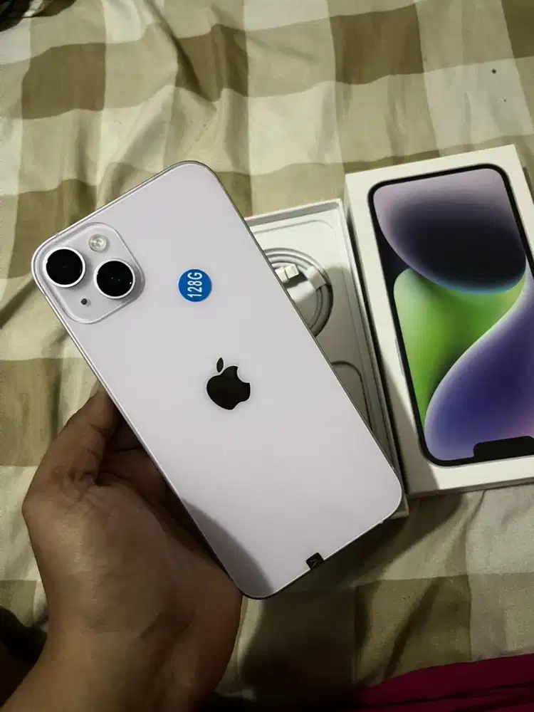 Iphone 14 plus Ram 128 inter