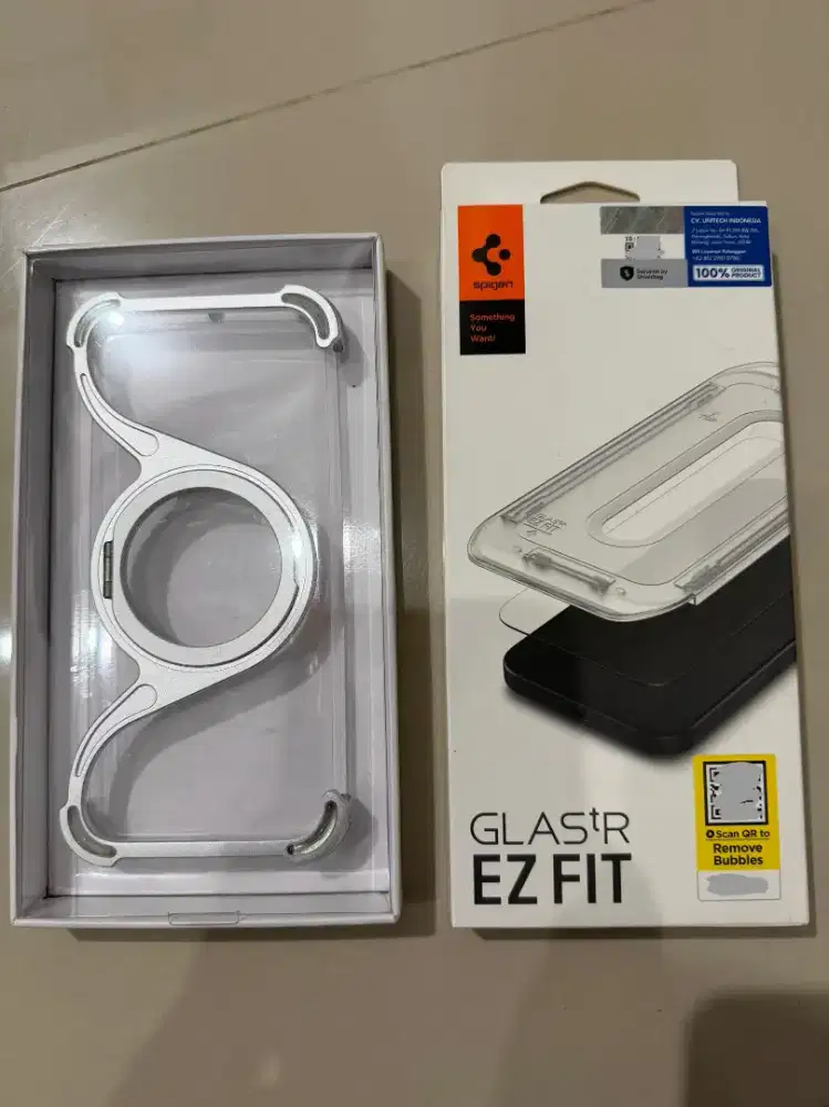 Casing Bahan Metal Premium dan Tempered Glas Spigen Iphone 16 Pro Max