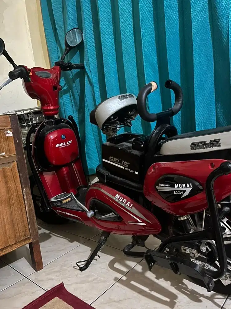 Sepeda Listrik SELIS Murai Merah – Mulus, Siap Pakai, Hemat & Kuat!