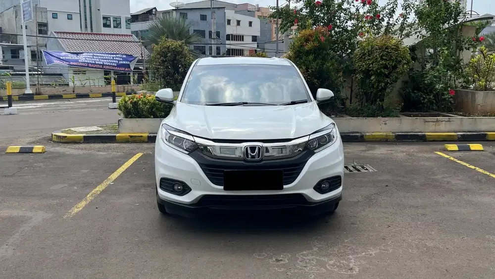 Honda HRV HR-V HR V 1.5 E CVT AT Facelift 2019 NIK 2018 Low Km Record