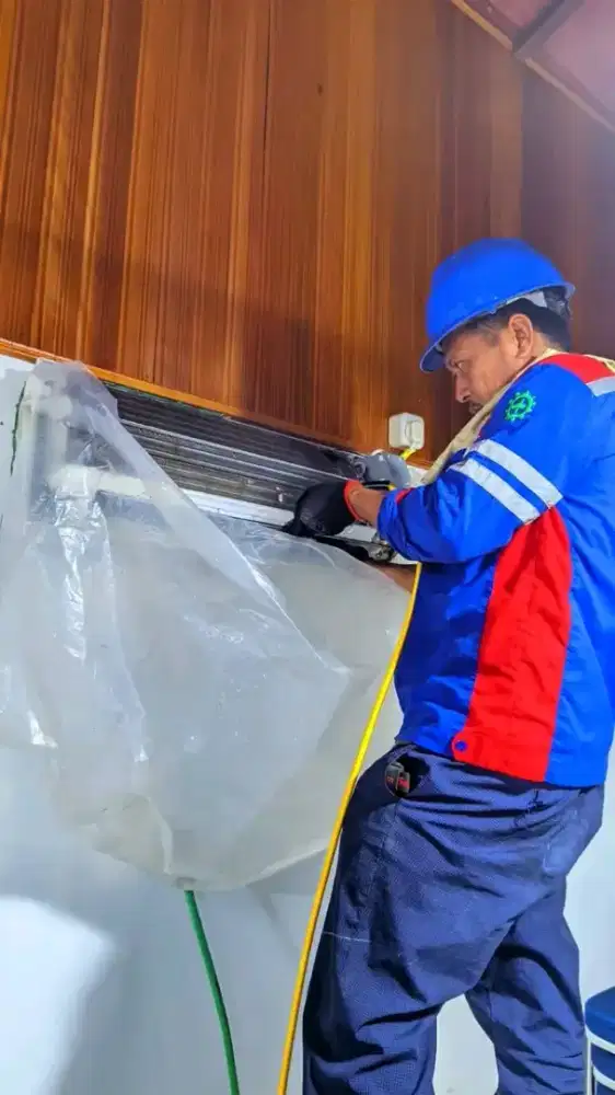 SERVICE AC KULKAS MESIN CUCI POMPA AIR BONGKAR PASANG AC