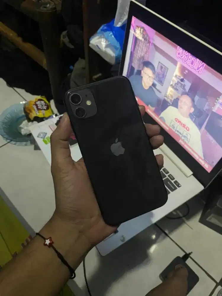 Iphone 11 128 ibox siap pakai