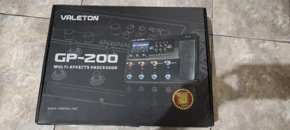 Efek Gitar/Bass VALETON GP-200