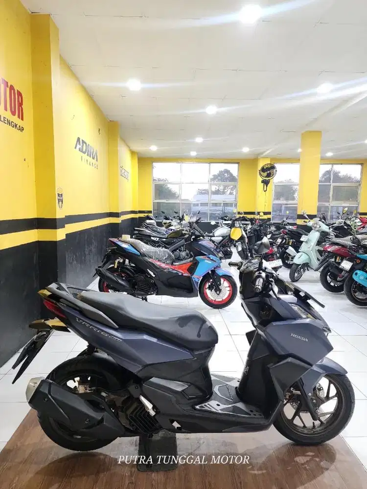 Jual cash kredit vario 160 cbs