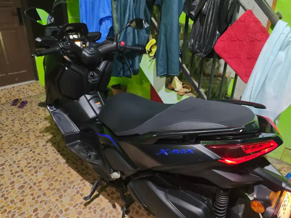 YAMAHA XMAX 2025