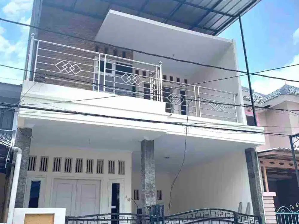 Dijual Rumah Strategis 2 Lantai Duta Bumi 3 Harapan Indah  Bekasi