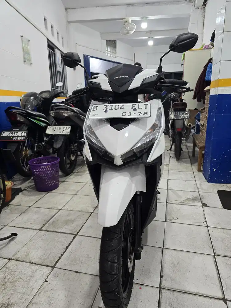DIJUAL CASH HONDA VARIO LED OLD 150 THN 2017 PAJAK IDUP SIAP PAKAI