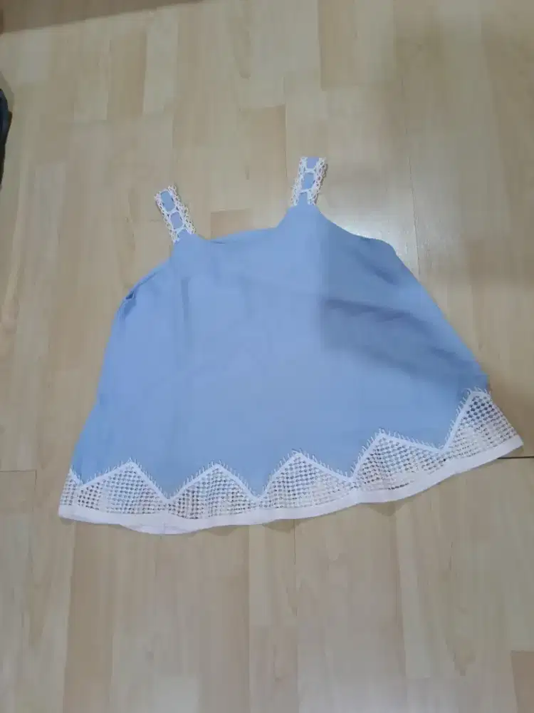 Atasan Top warna biru