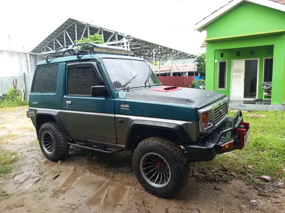 D jual feroza SE tahun 1995