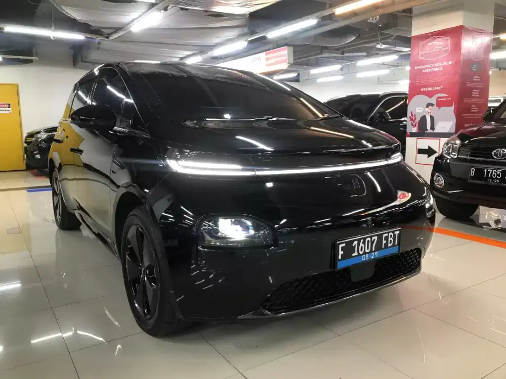 Wuling Cloud 2024 EV pro  at siap pakai