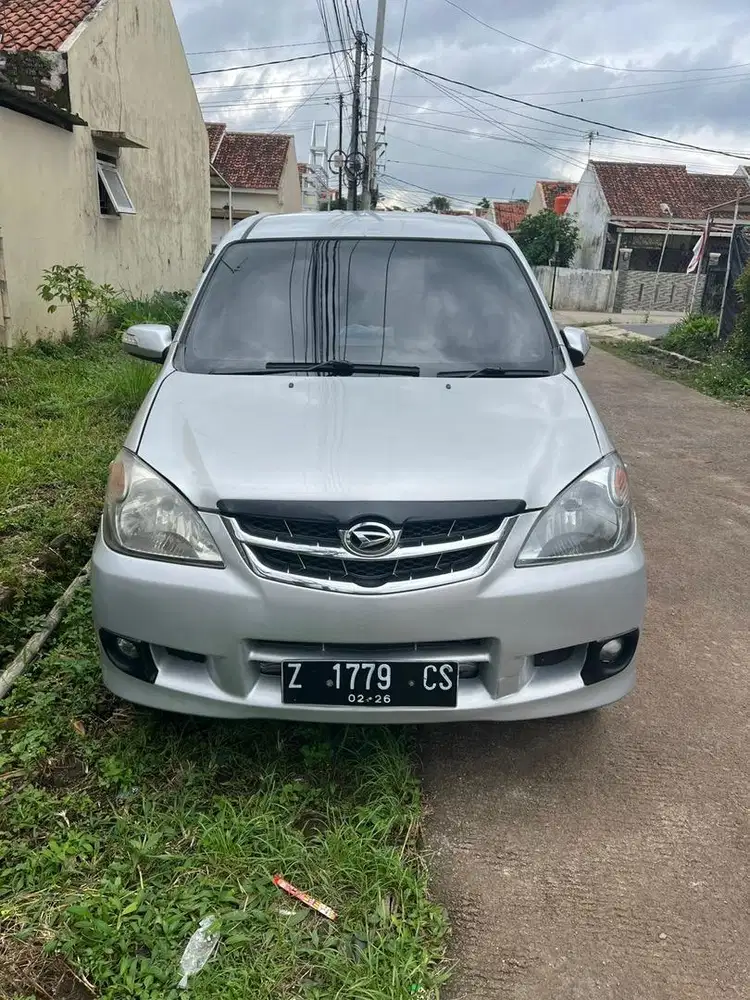 Jual Xenia Li 2011