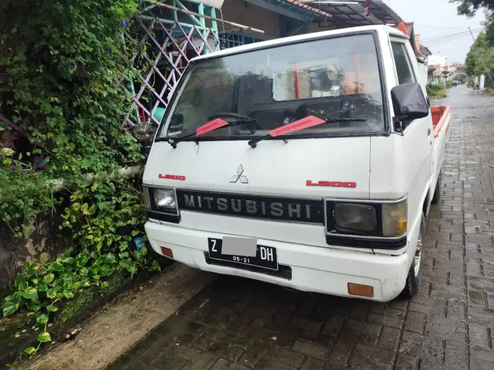 L300 bensin 1500cc surat lengkap aki baru