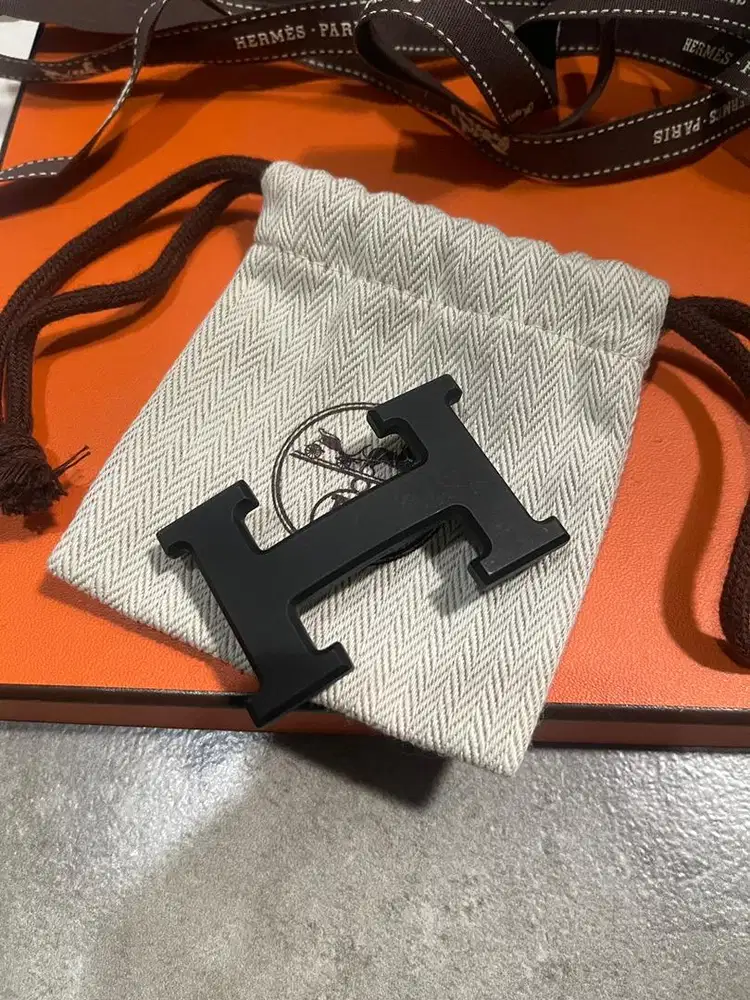 Hermes H Noir Matte Buckle & Reversible Belt (Negotiable)