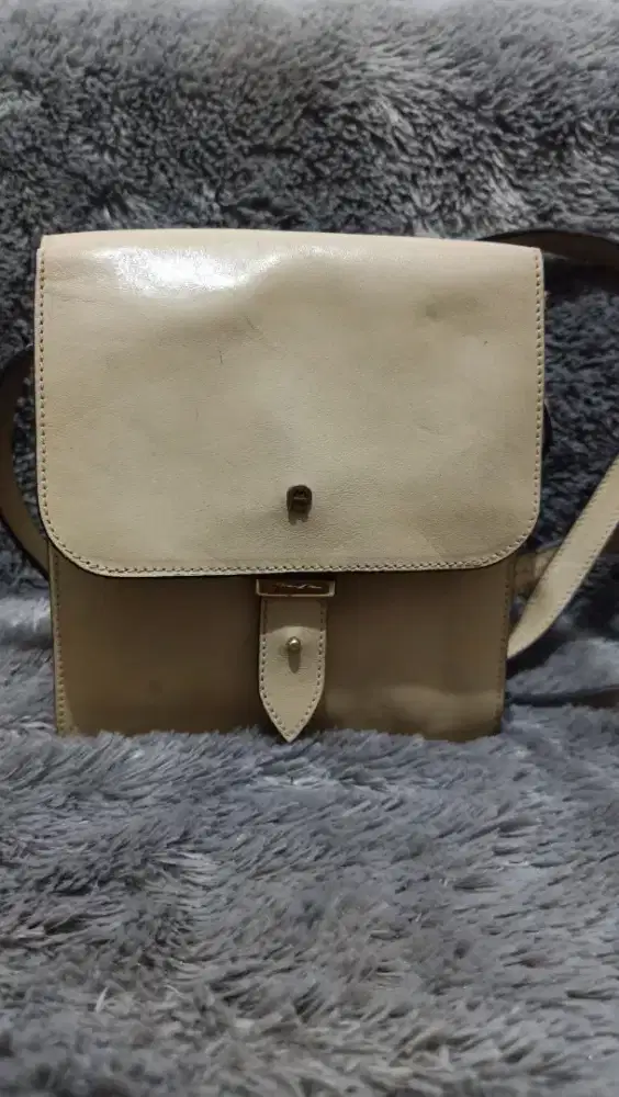 Aigner vintage authentic