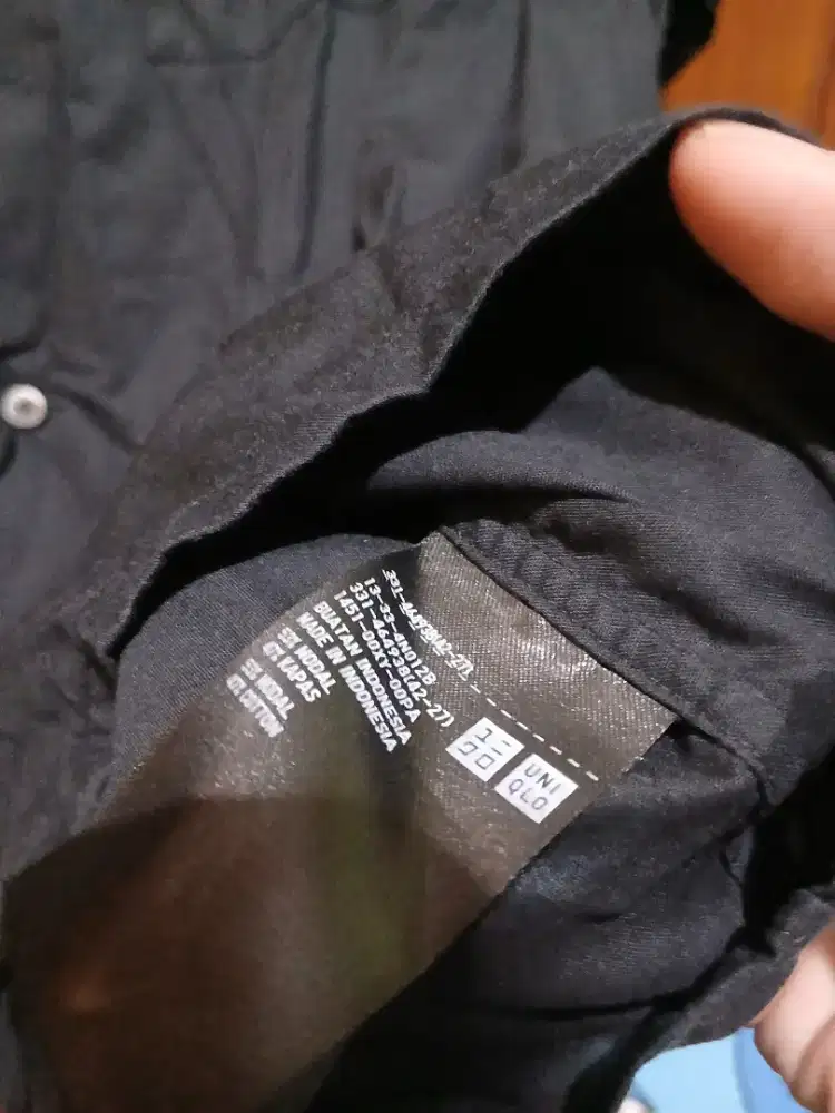 SALE SHIRT UNIQLO ORIGINAL