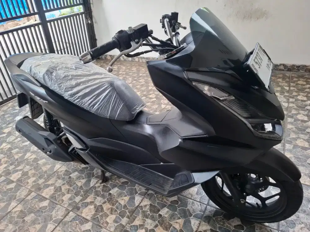 Km8rb pajak 10/2026 keyless, honda pcx 160 CBS iss LED CW, DD 2022 DKI