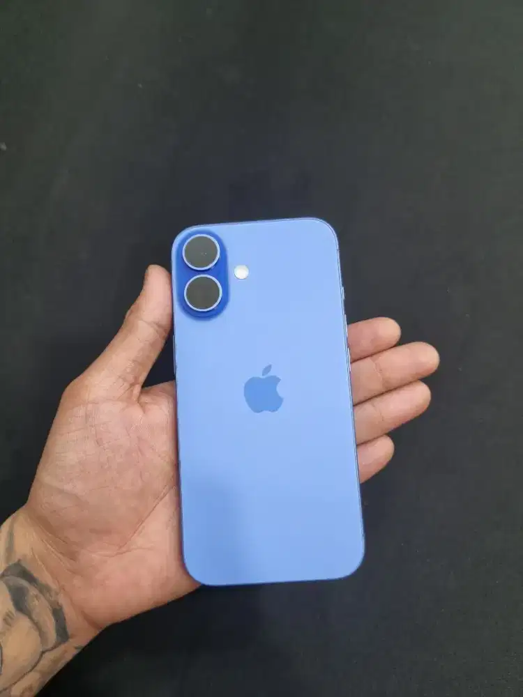 Iphone 16 128GB Blue Ibox Like New