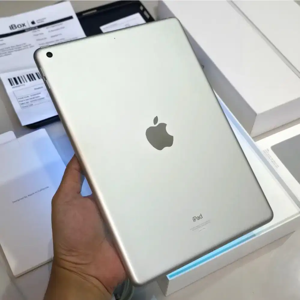 Apple Ipad Gen 9 Space Grey IBOX 64GB Fullset Original Mulus WIFI