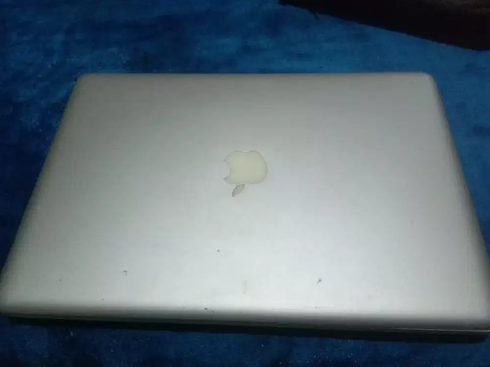 Laptop apple macbook pro kondisi mati total