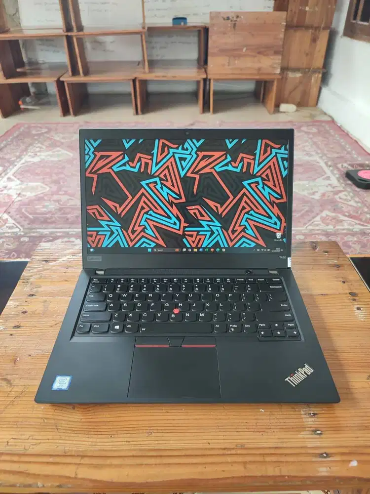Thinkpad T490 Intel i5 Gen 8th 16/256