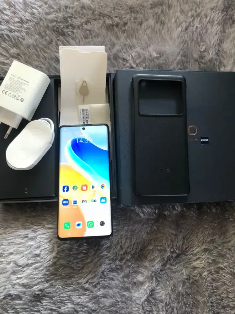 Vivo X80 12/256Gb Black Fullset Original Mulus
