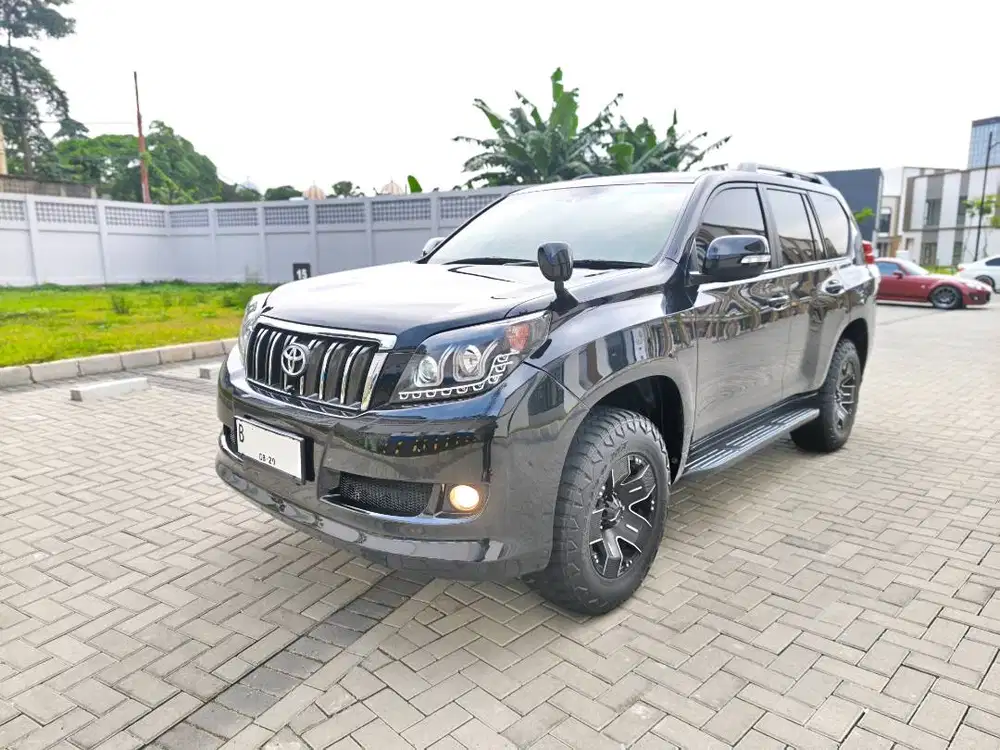 Toyota LC Prado AT Bensin 2010