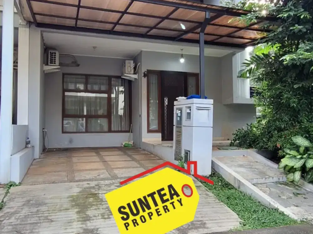 Rumah Sewa Depan Taman, Nyaman & Terawat, Langsung Tempati di Emerald Town House