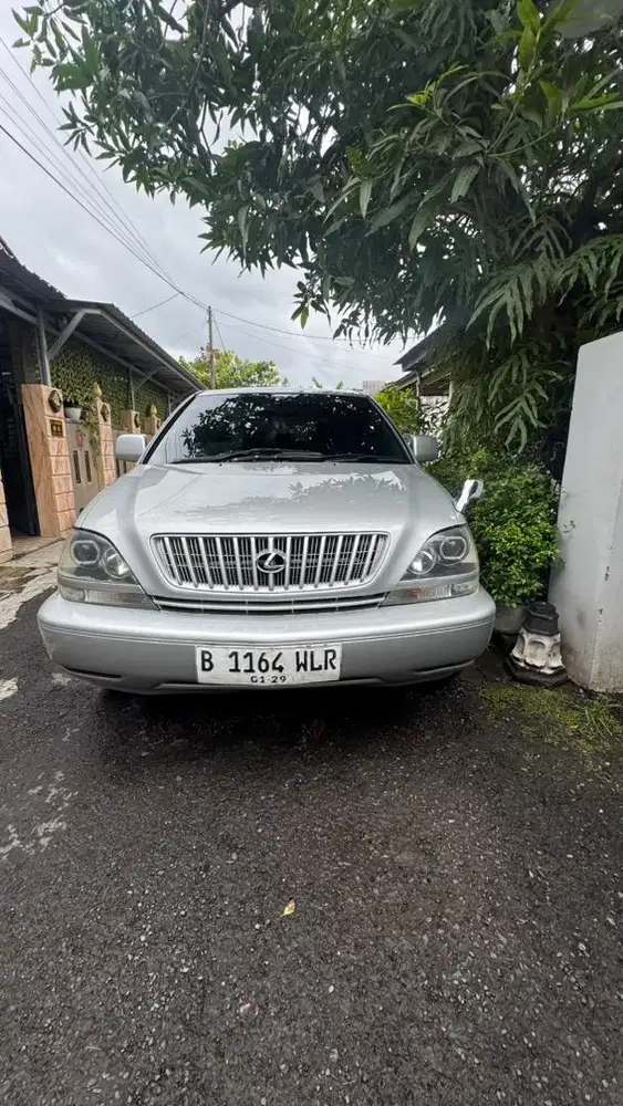 TOYOTA HARIER LEXUS RX300 MATIC BUIL-UP 2001 ISTIMEWA