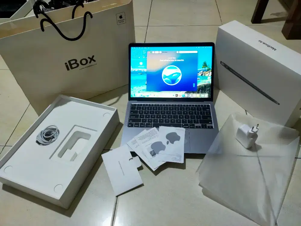 Dijual MacBook Air M1 IBOX grnsi on 17 hari Lgi CC1 BH100 Ram 8GB 256